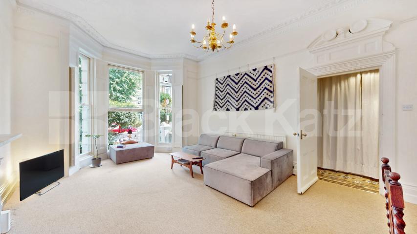 			1 Bedroom, 1 bath, 1 reception Flat			 Elsham Road, Holland Park/Kensington Olympia